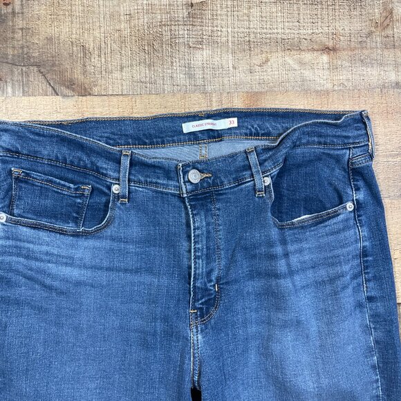 Women's Levi's Classic Fit Straight Leg Pants size 16M - Picture 2 of 4